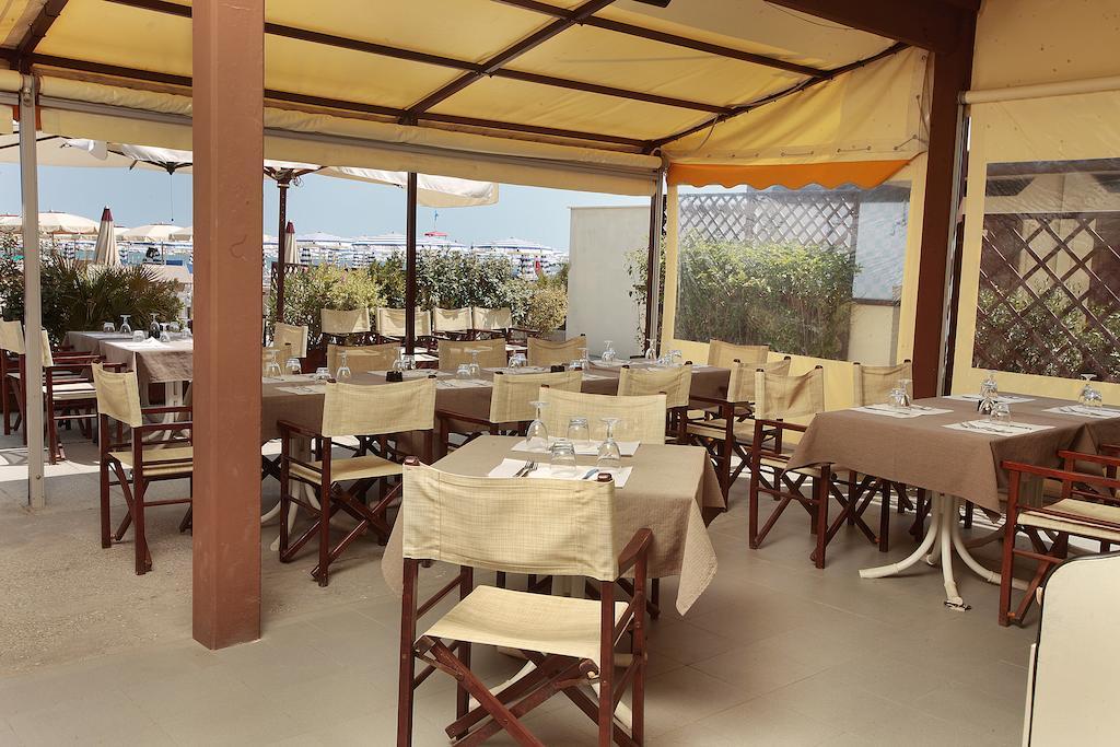 Gallia Club Hotel Cesenatico Esterno foto