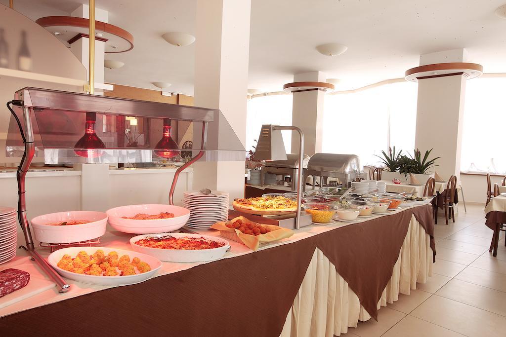 Gallia Club Hotel Cesenatico Esterno foto