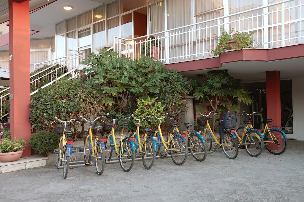 Gallia Club Hotel Cesenatico Esterno foto