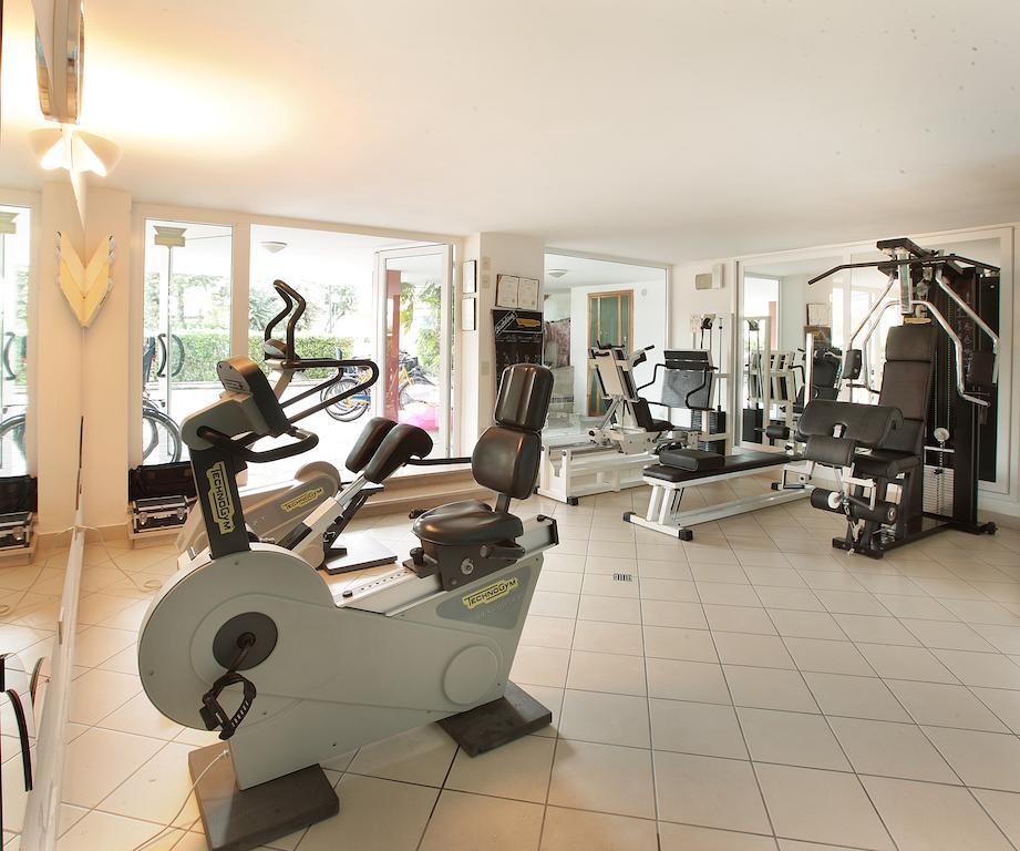Gallia Club Hotel Cesenatico Esterno foto